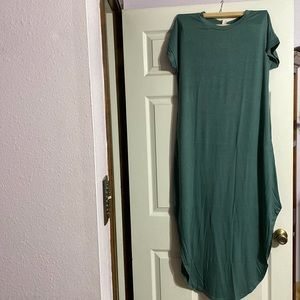 Brand new with tags long green abra esa dress with pockets